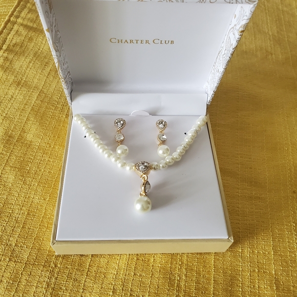 Necklace and Earrings - Picture 1 of 1